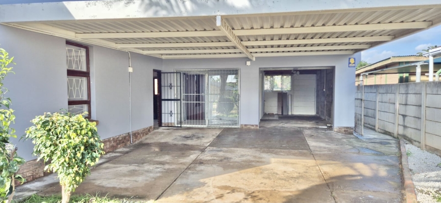4 Bedroom Property for Sale in Windsor Park Eastern Cape